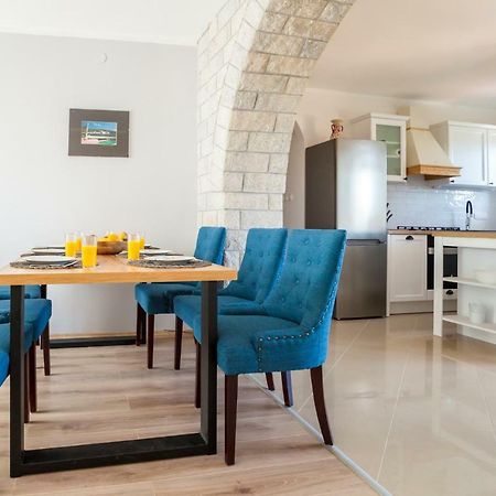 Holiday Apartment Ivica Milohnici Екстер'єр фото