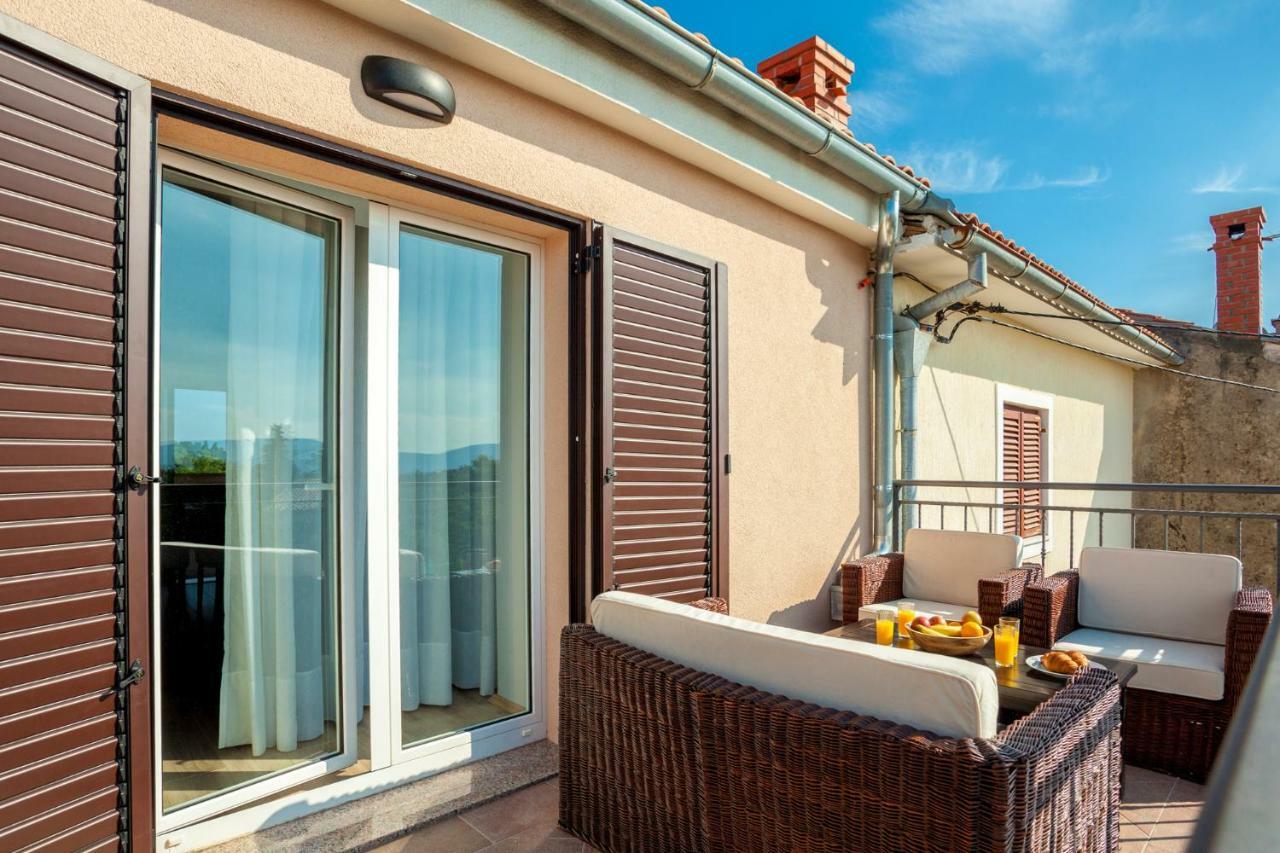 Holiday Apartment Ivica Milohnici Екстер'єр фото